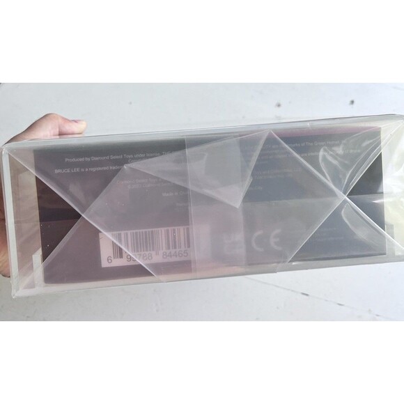 The Green Hornet Kato Figure Diamond Select Toys Uncirculated Graded 9.5 - Picture 10 of 10